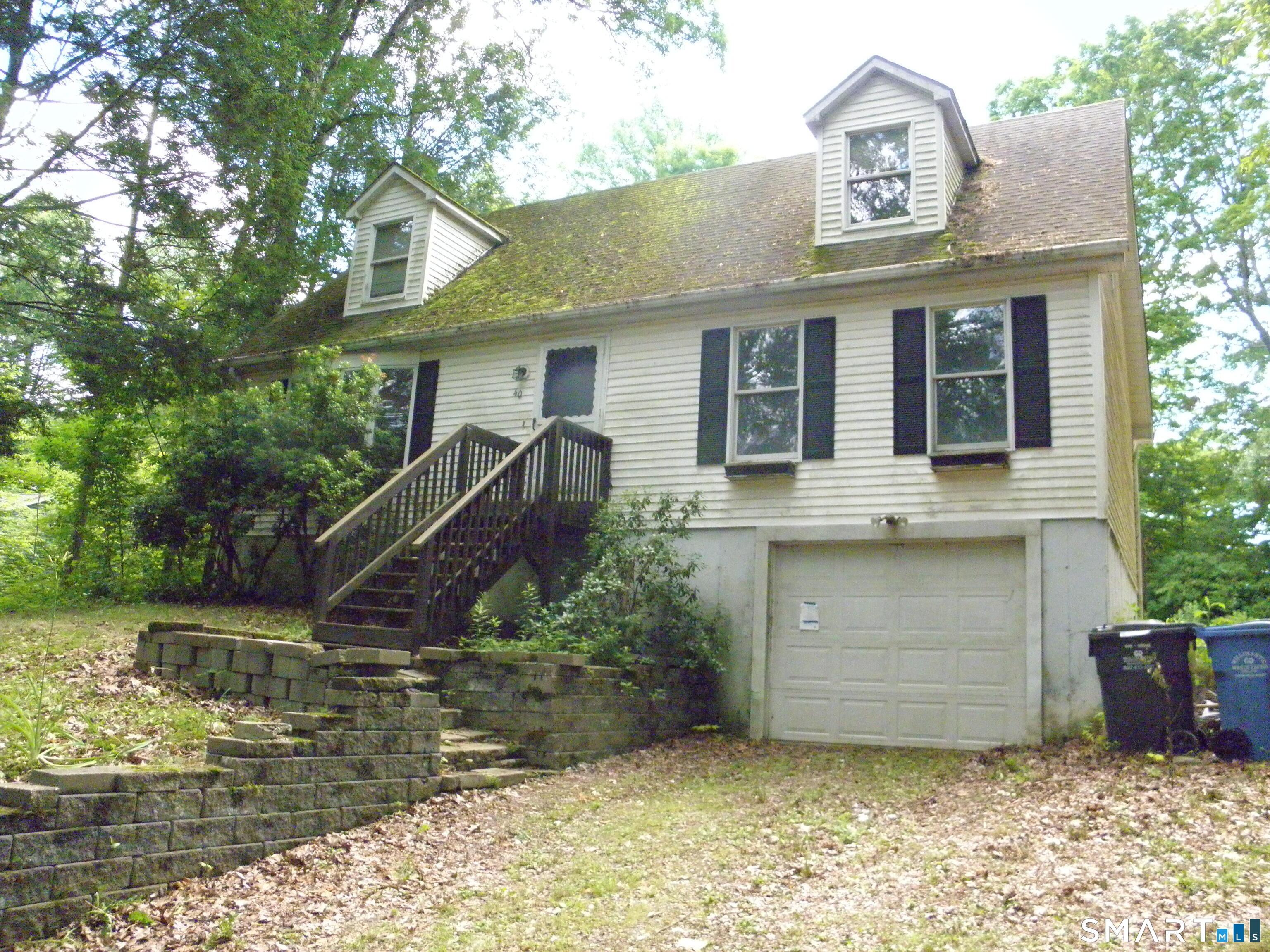 Crooked Trl, Woodstock, CT 06281