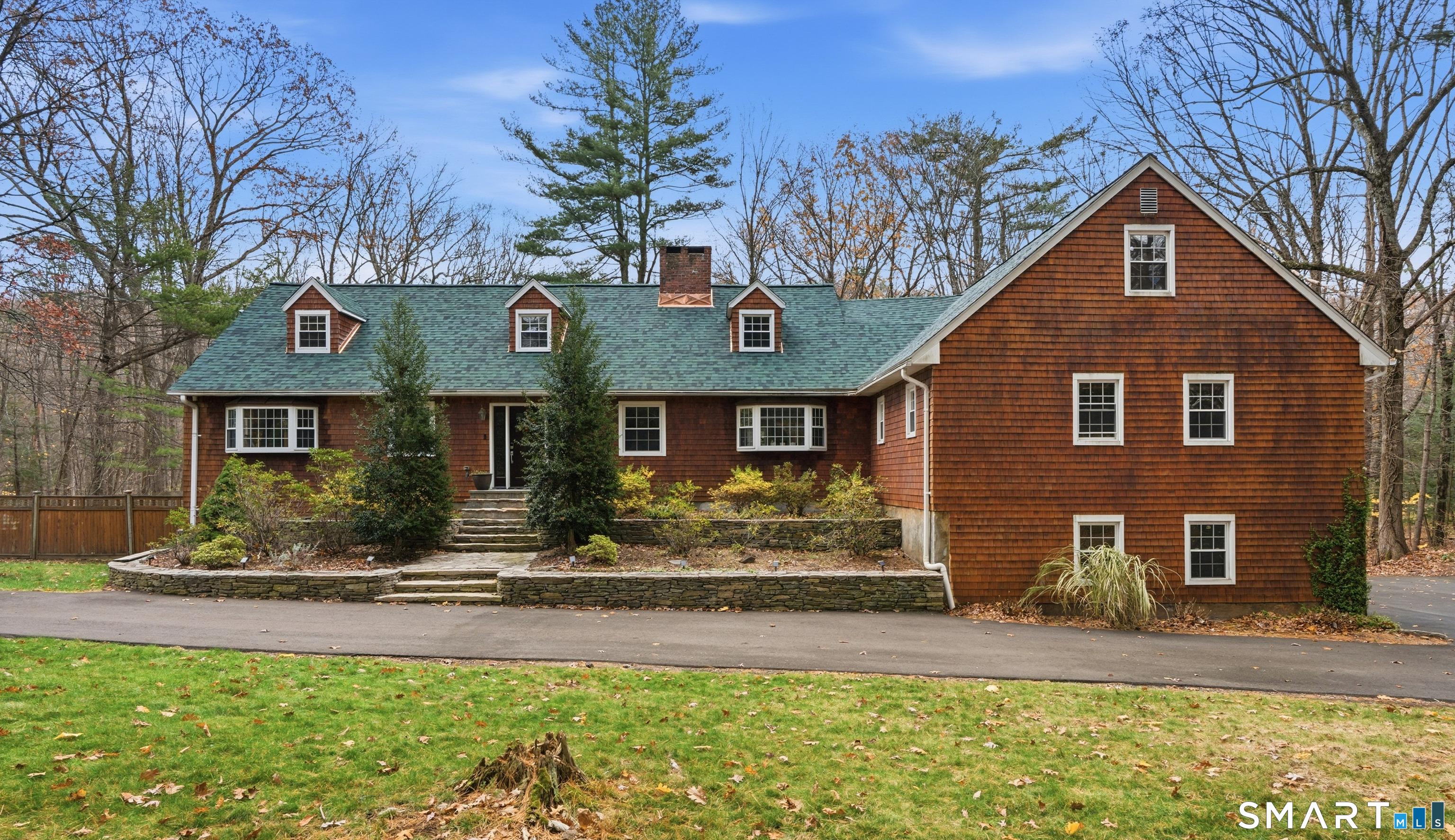 Henderson Dr, Avon, CT 06001