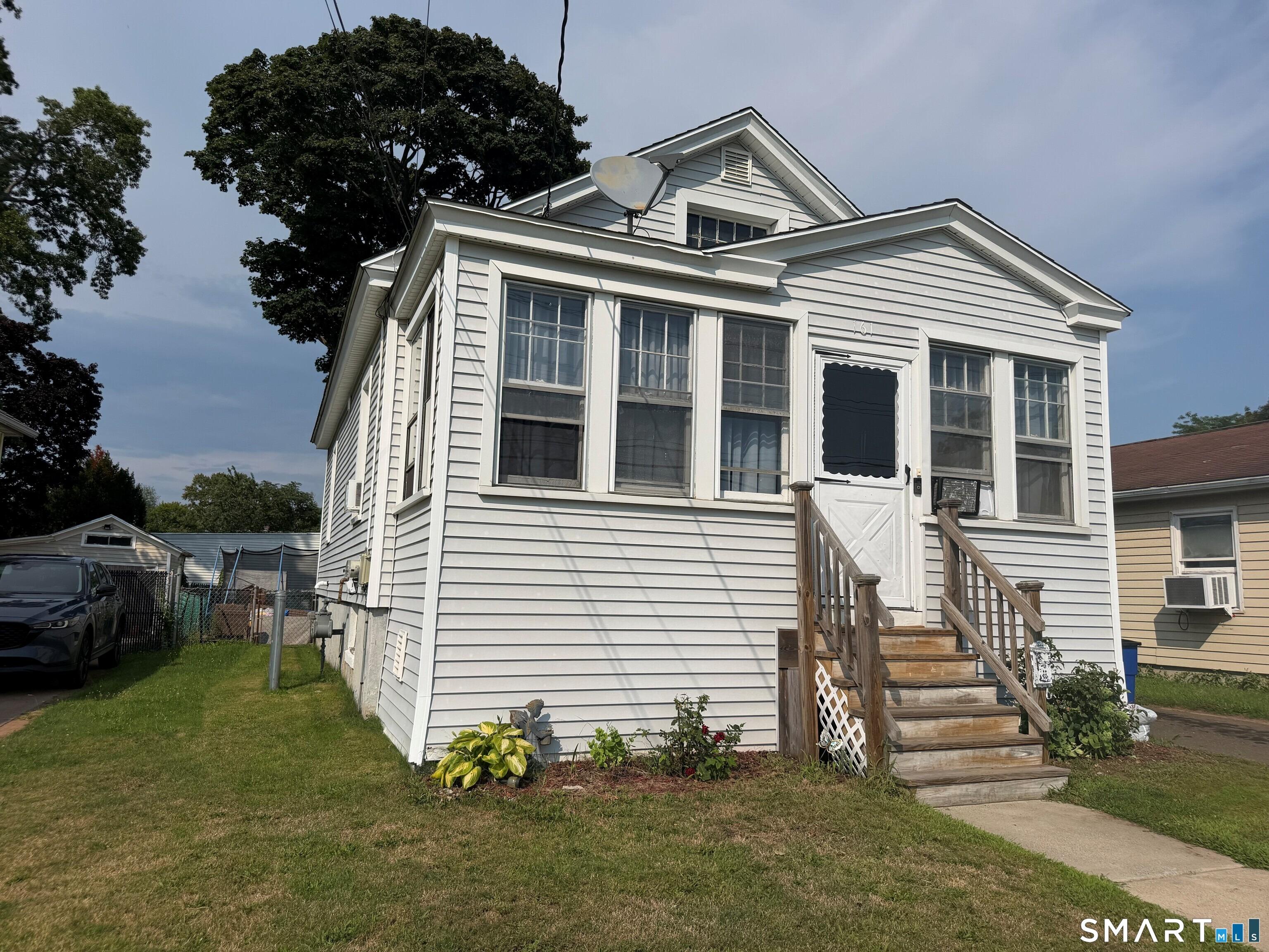 Dodge Ave, East Haven, CT 06512
