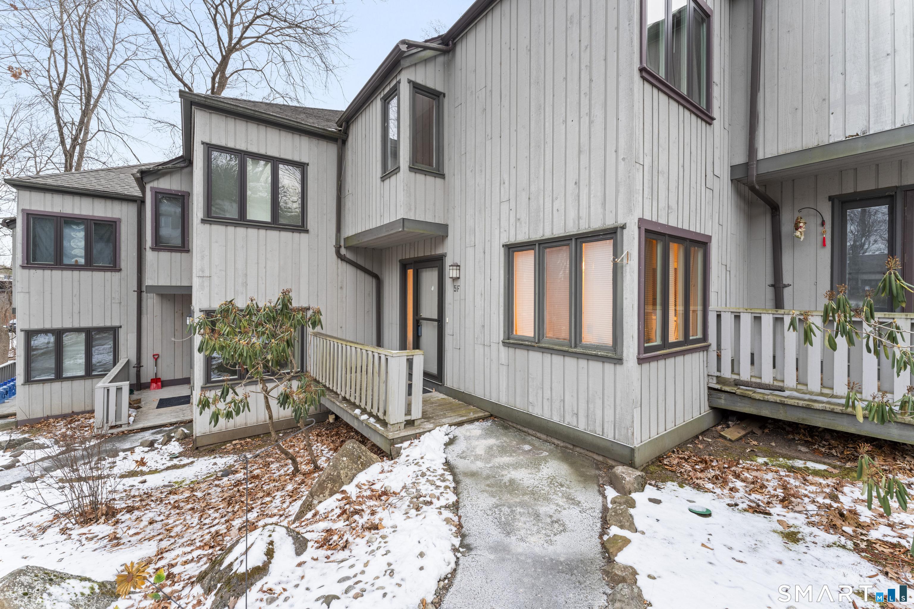 Talcott Ridge Rd, Farmington, CT 06032