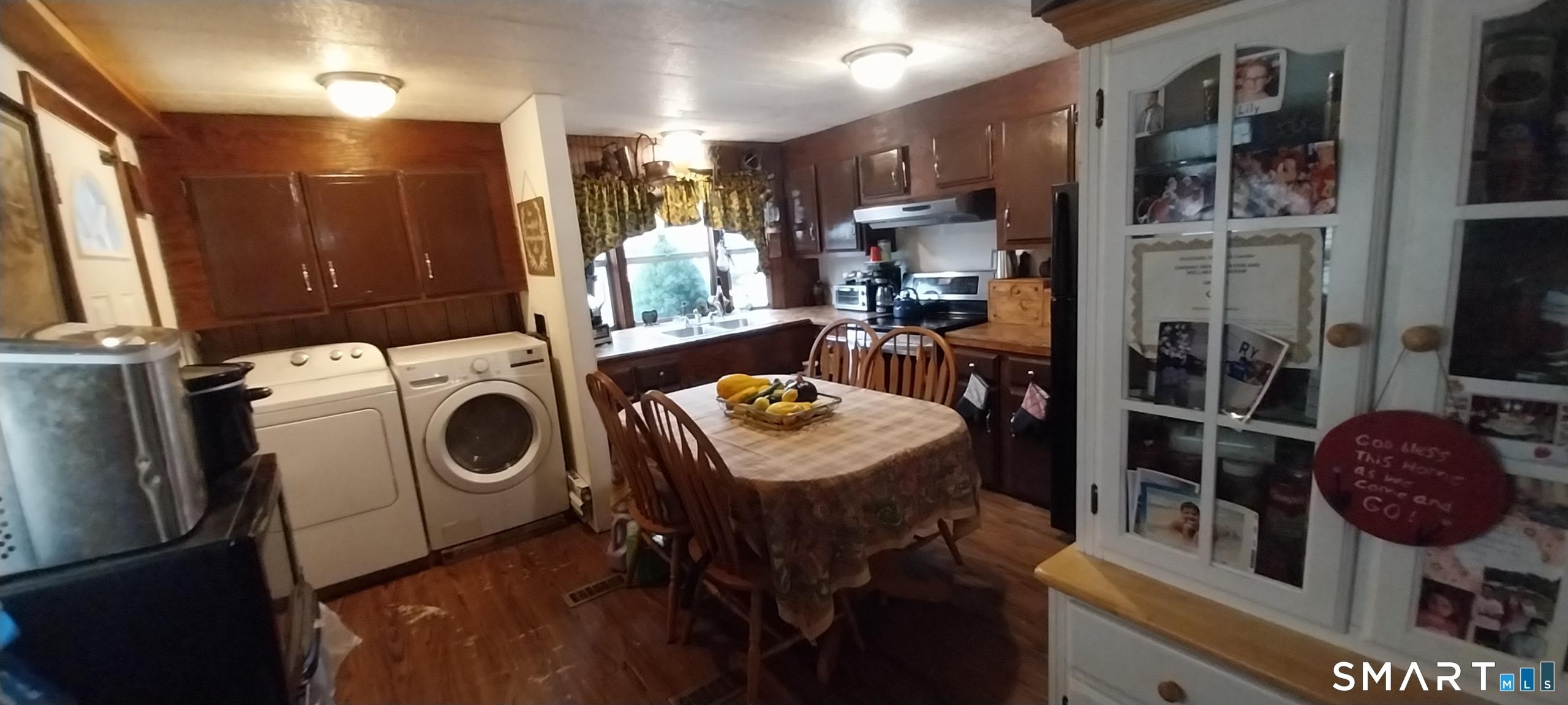 Old Colony Rd, Meriden, CT 06451