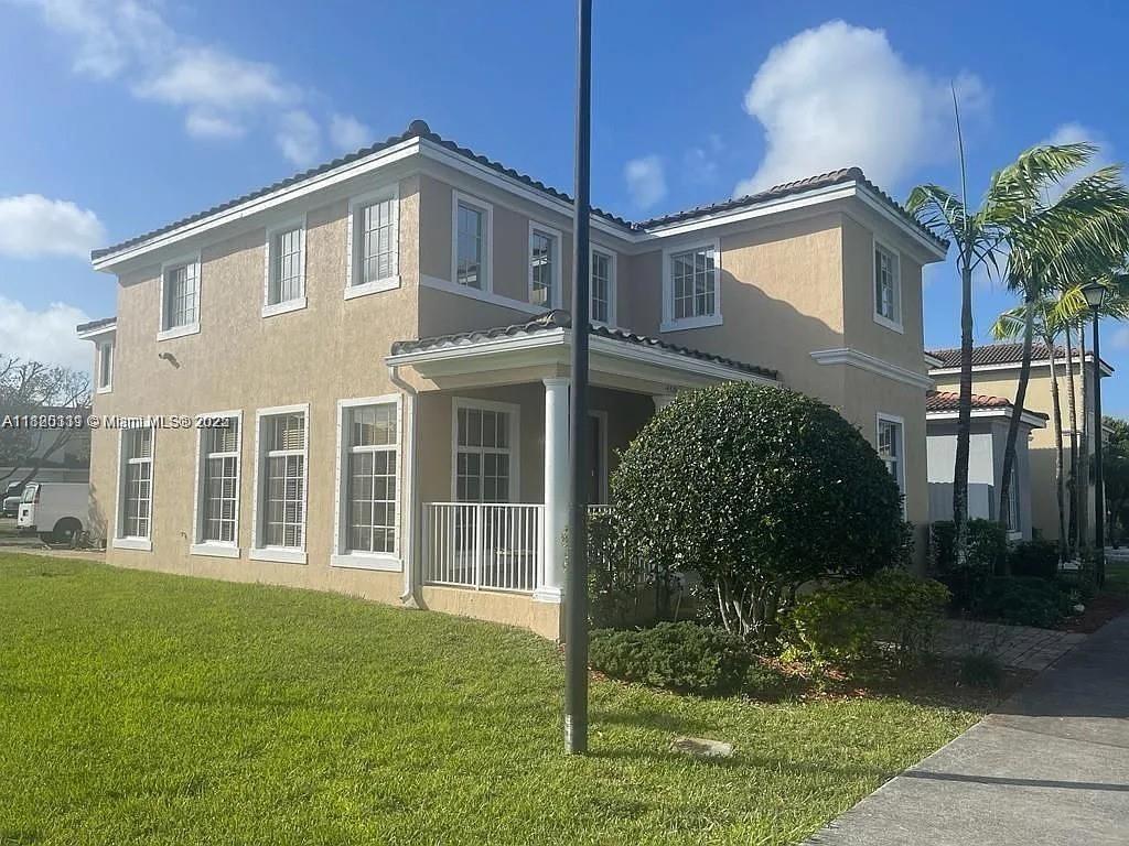 Sw 275th Ln, Homestead, FL 33032