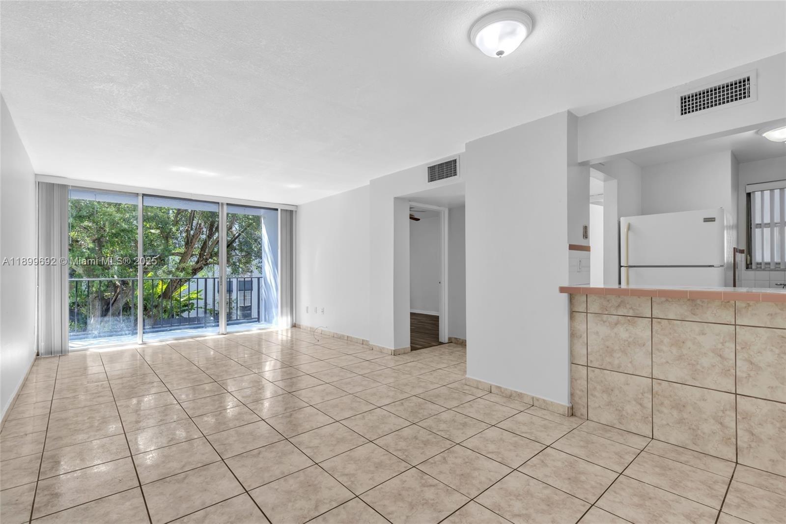 Fontainebleau Blvd, Miami, FL 33172
