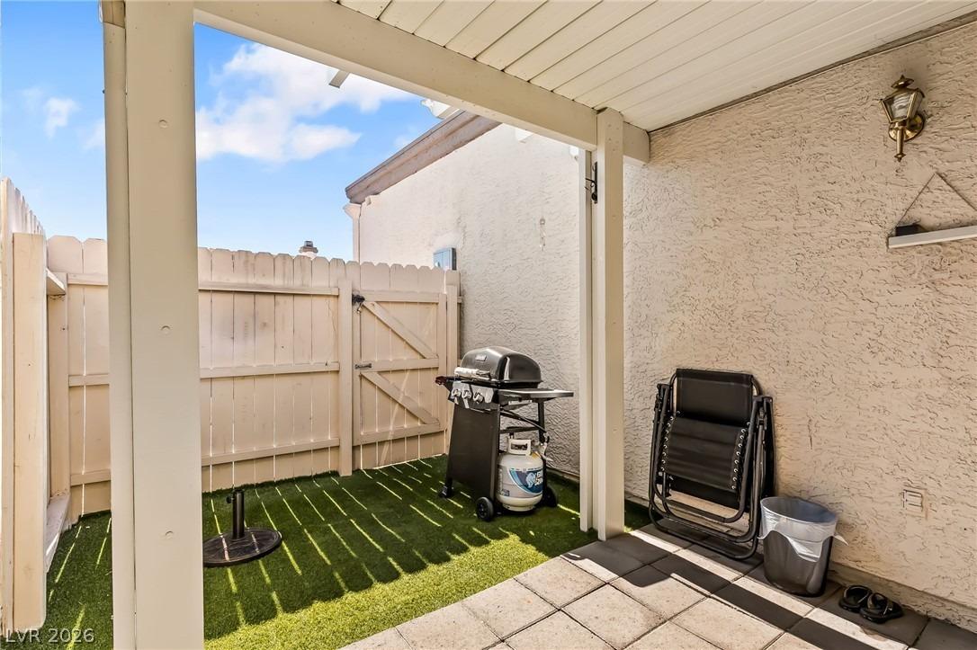 Pebble Creek Ln, Laughlin, NV 89029