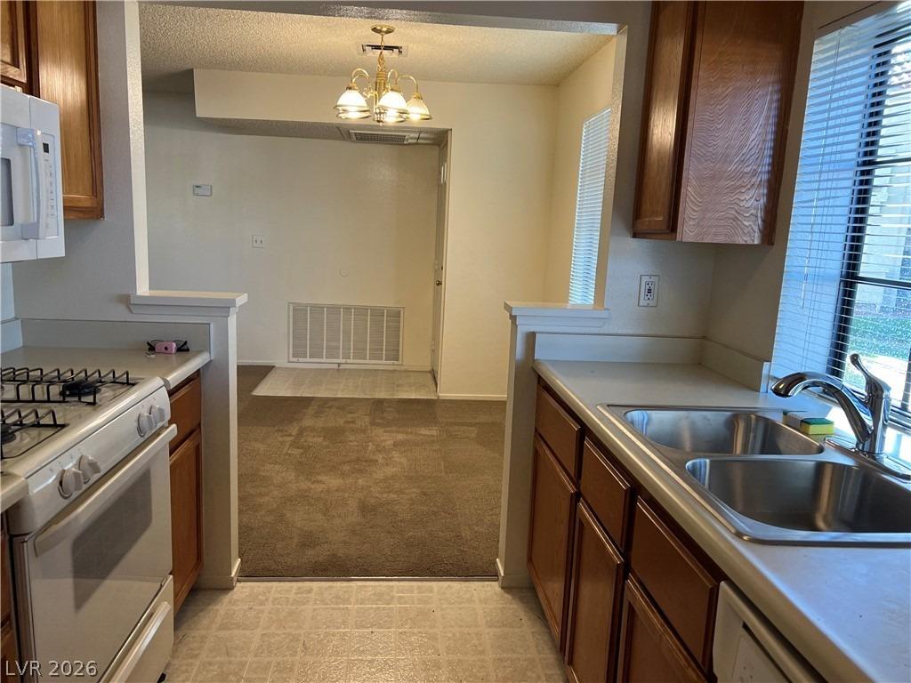 Nara Vista Way, Las Vegas, NV 89103
