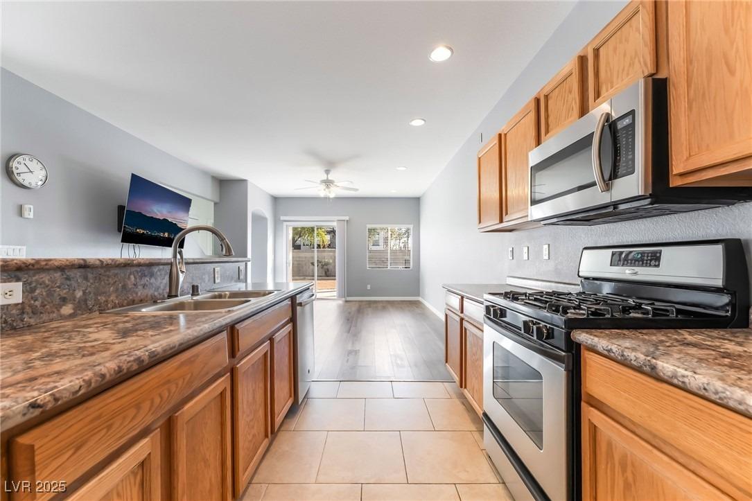 Gentleslope St, Henderson, NV 89011