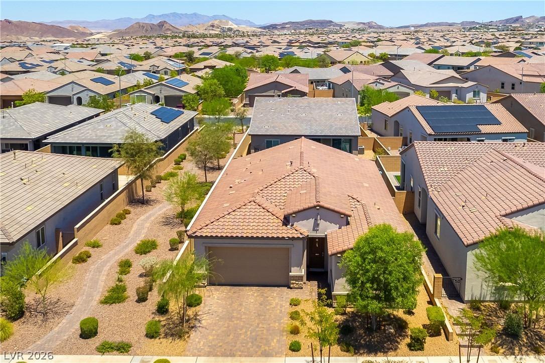 Omaggio Pl, Henderson, NV 89011