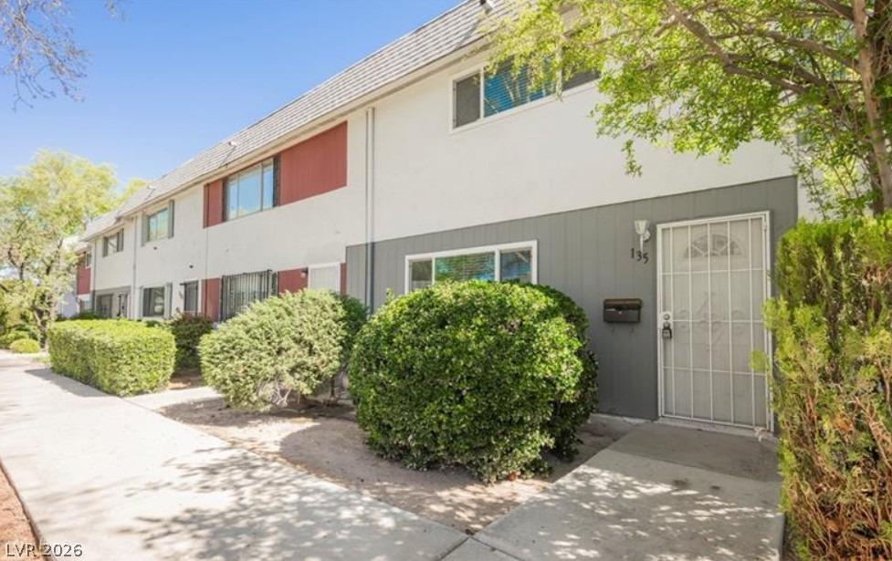 Greenbriar Townhouse Way, Las Vegas, NV 89121