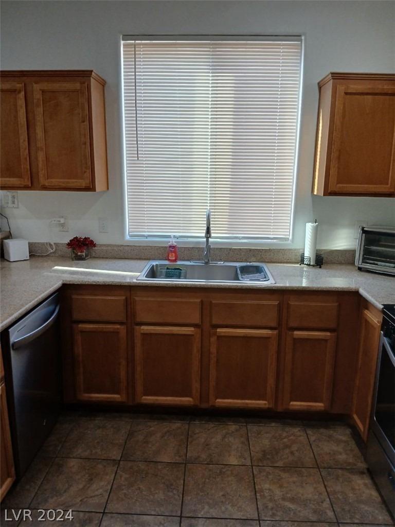 Villa Lorena Ave, Las Vegas, NV 89147