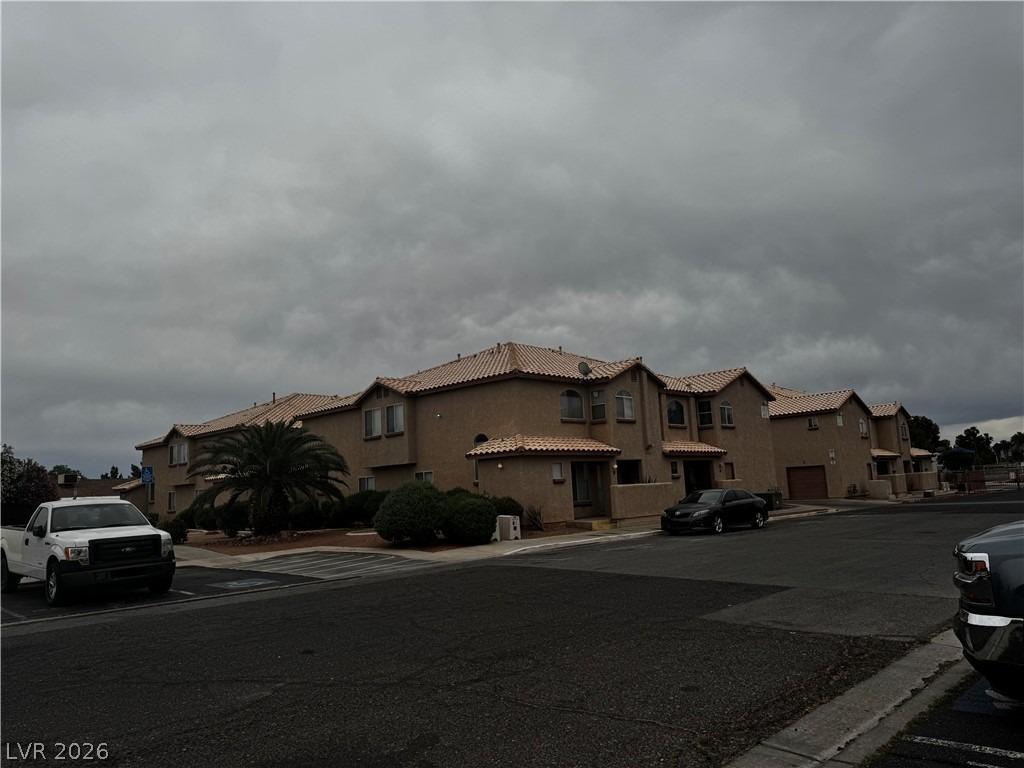 Roxella Ln, Las Vegas, NV 89110