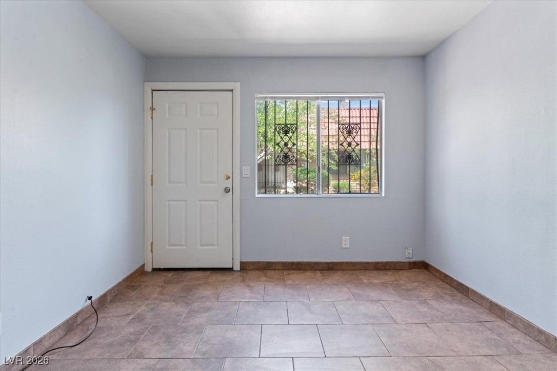 Visby Ln, Las Vegas, NV 89119
