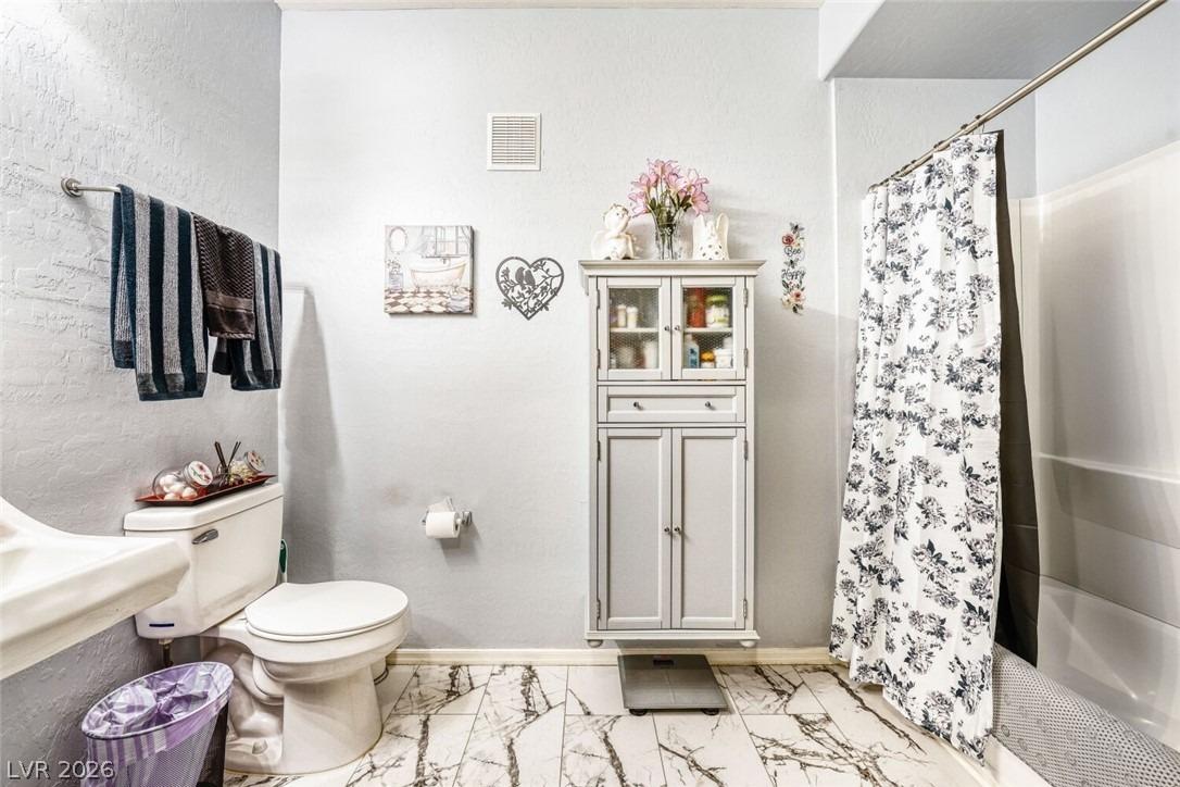 Caporetto Ln, North Las Vegas, NV 89084
