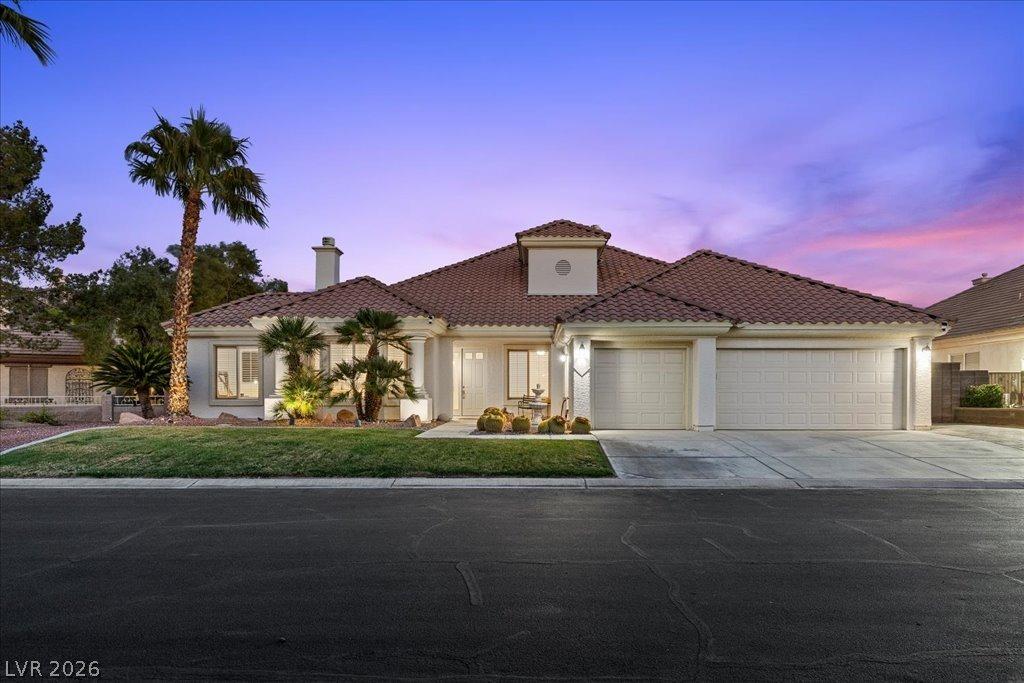 Trident Maple St, Las Vegas, NV 89117