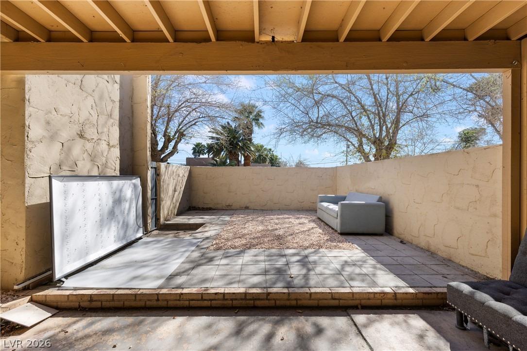 Devlin Green Ct, Las Vegas, NV 89110
