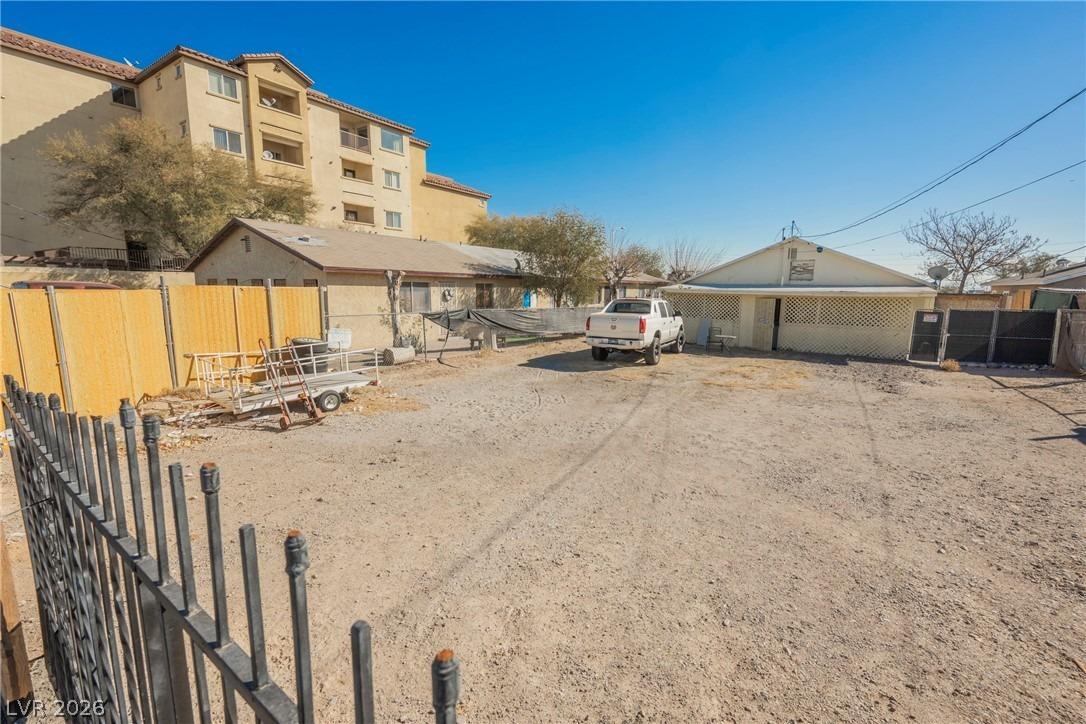 N 13th St, Las Vegas, NV 89101