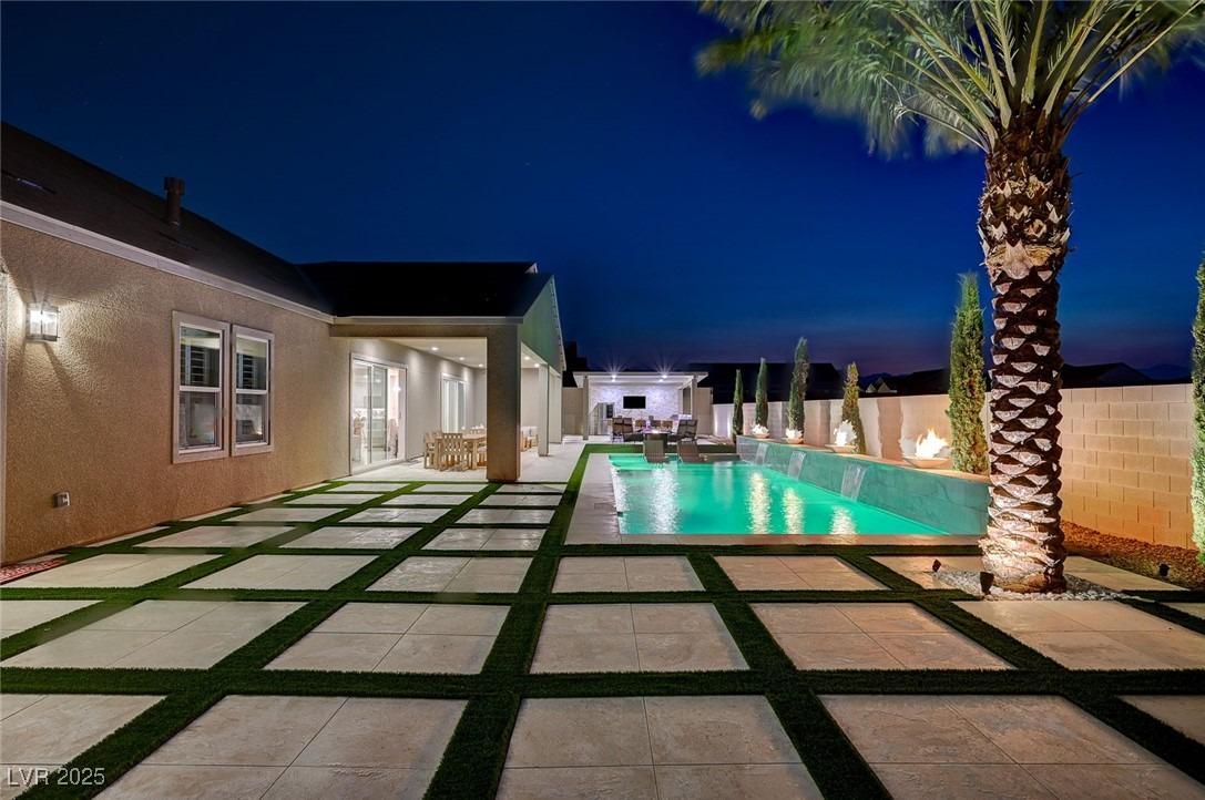 Sky Horse Ave, Las Vegas, NV 89113