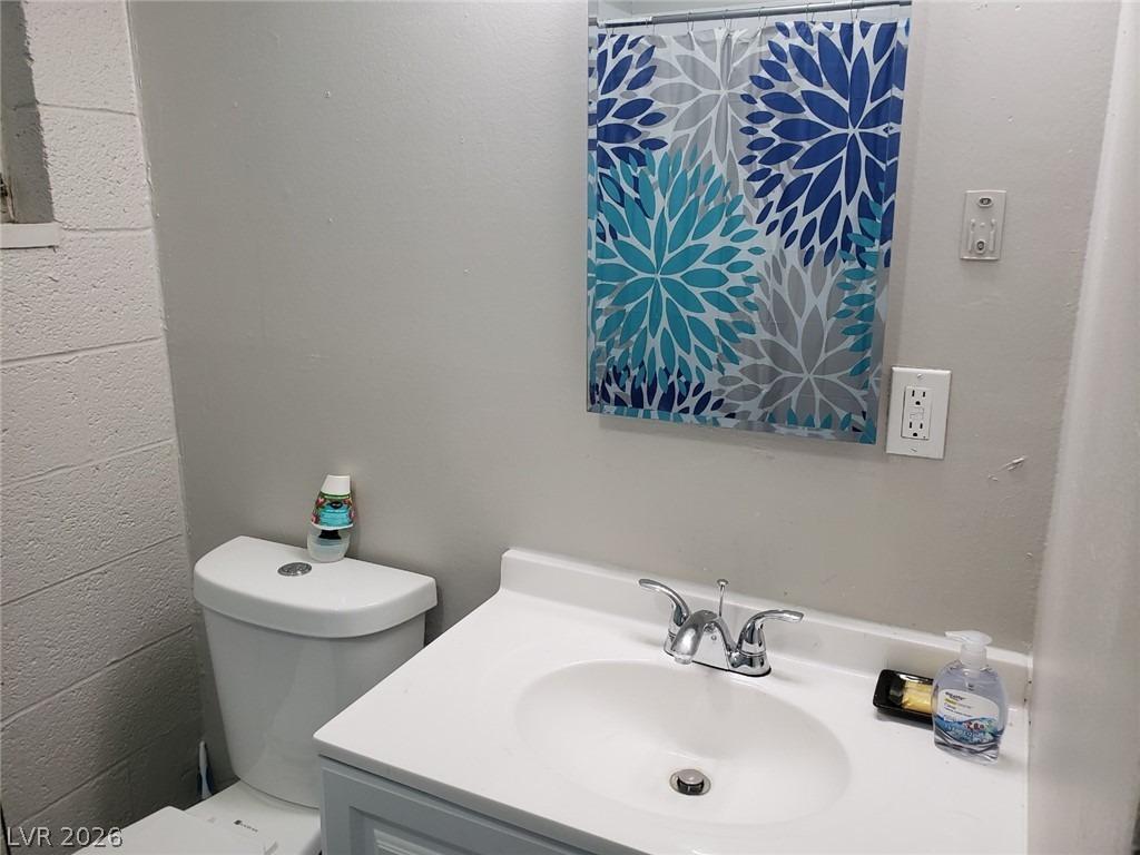 E Saint Louis Ave, Las Vegas, NV 89104