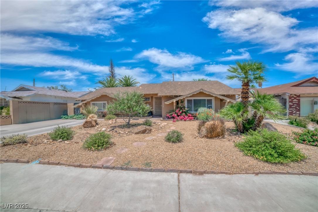 E Oakey Blvd, Las Vegas, NV 89104