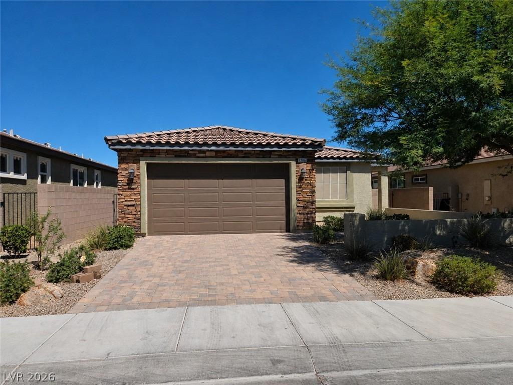 El Solindo Ln, Henderson, NV 89002
