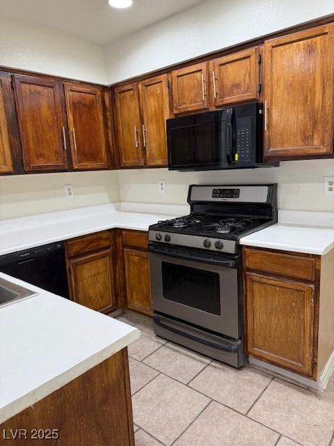 Chertsey Dr, Las Vegas, NV 89108
