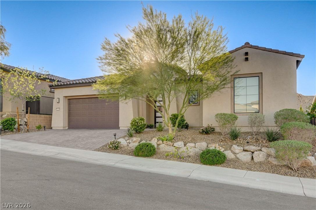 Thorn Creek St, Henderson, NV 89011