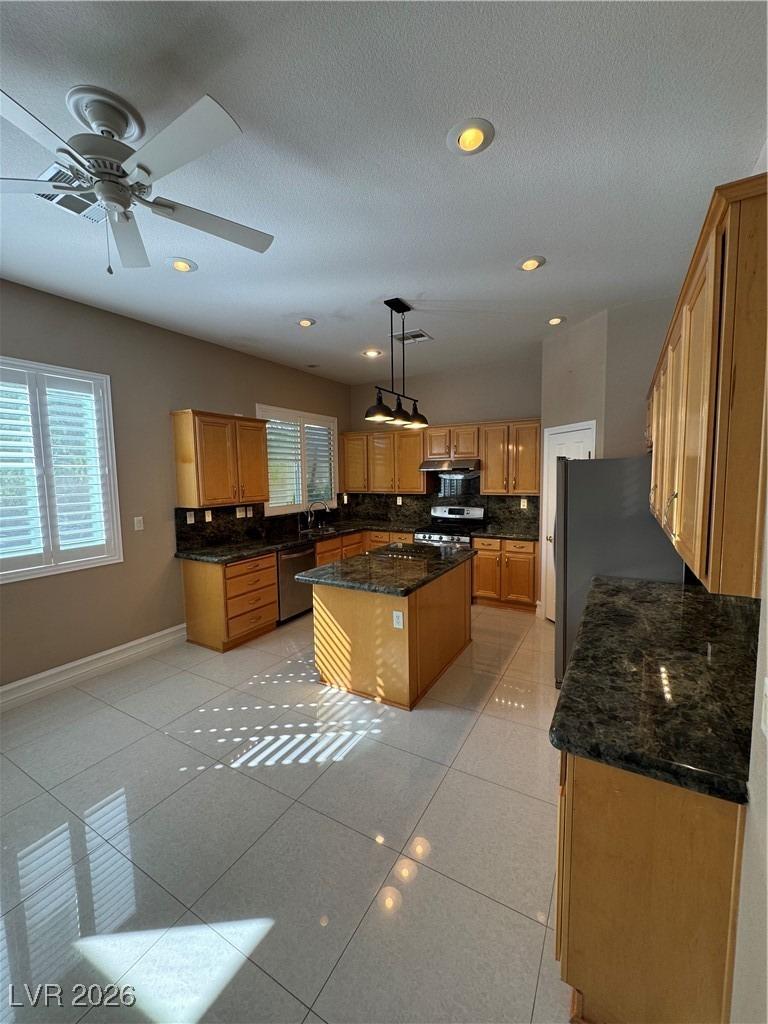 Ridge Manor Ave, Las Vegas, NV 89148