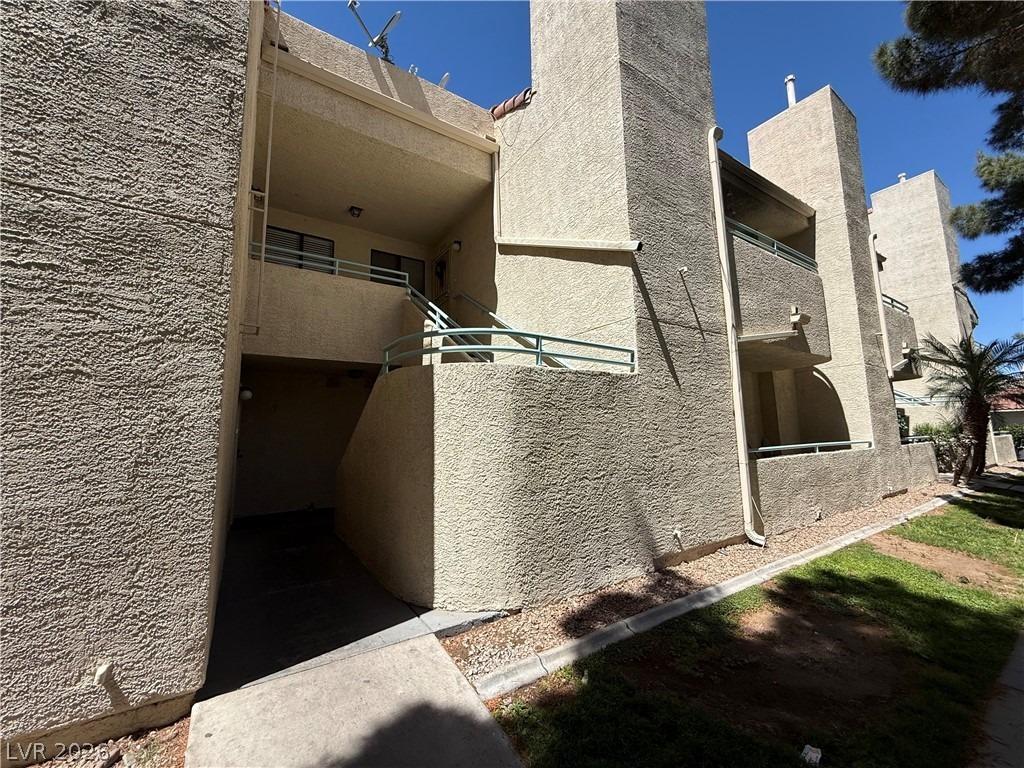 N Sloan Ln, Las Vegas, NV 89110