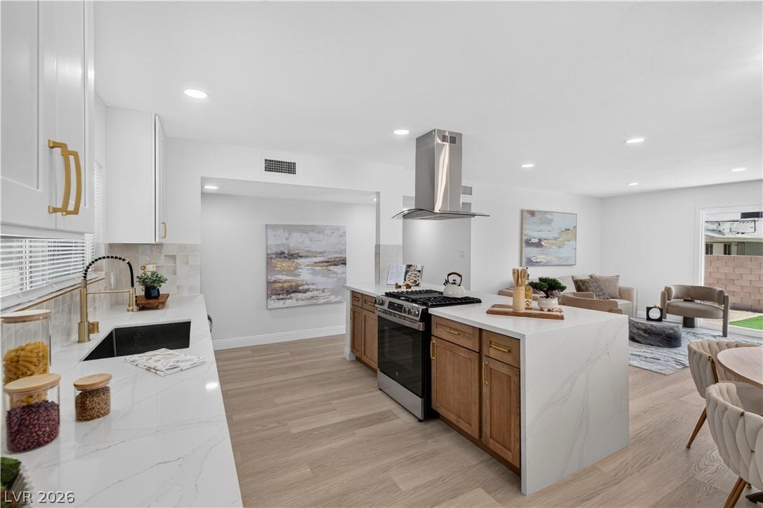 Greenbare Dr, Las Vegas, NV 89110