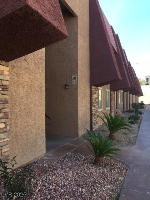 Alexis Dr, Las Vegas, NV 89103