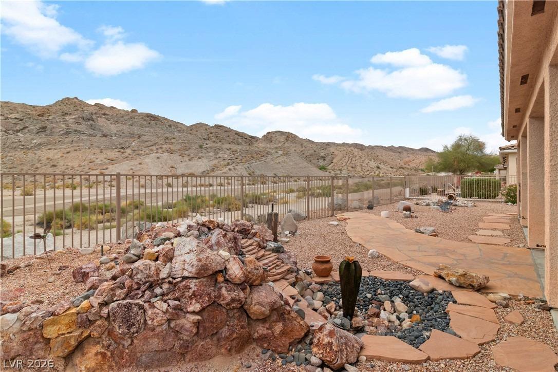 Cottage Canyon St, Laughlin, NV 89029