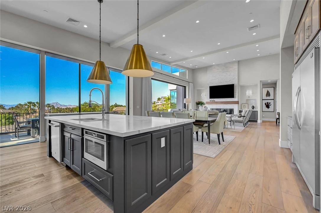 Tangiers Dr, Henderson, NV 89012