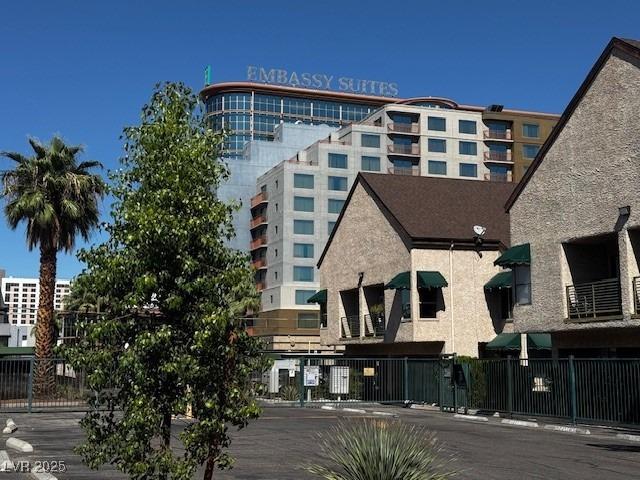 Elm Dr, Las Vegas, NV 89169