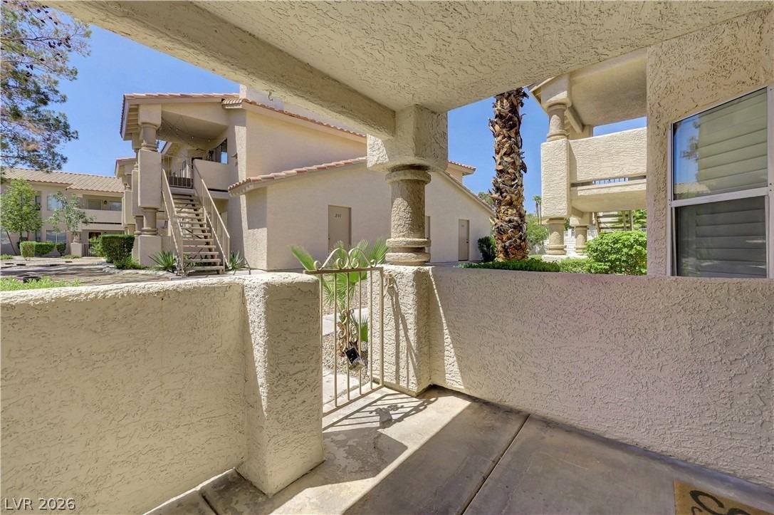 N Cimarron Rd, Las Vegas, NV 89128