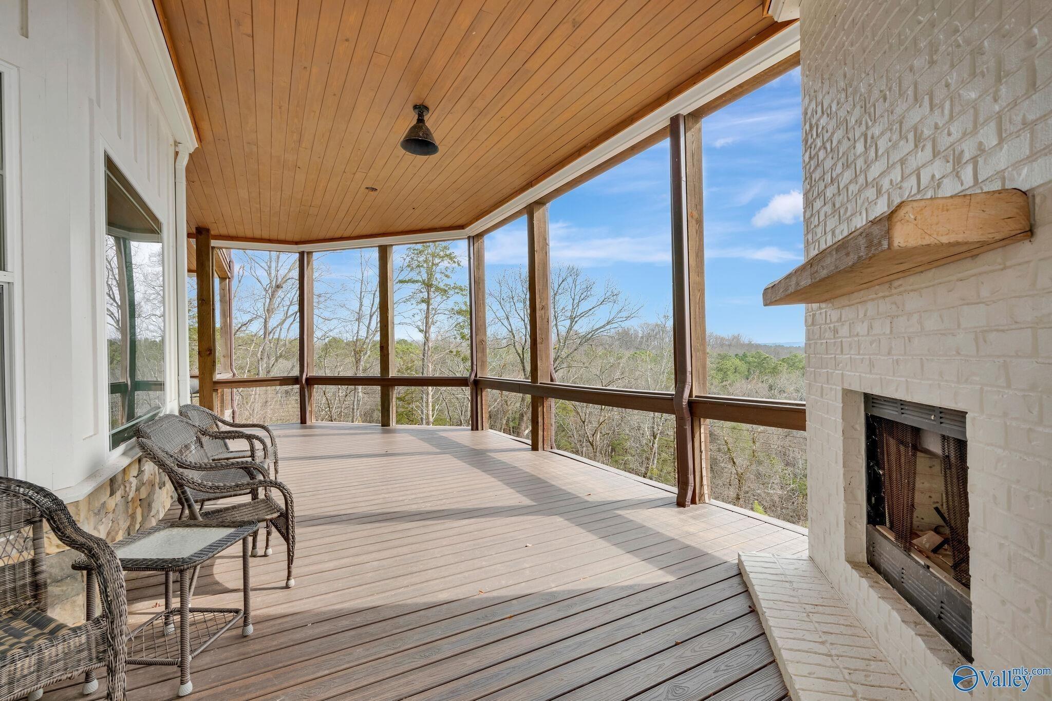 Fall Creek Dr, Guntersville, AL 35976