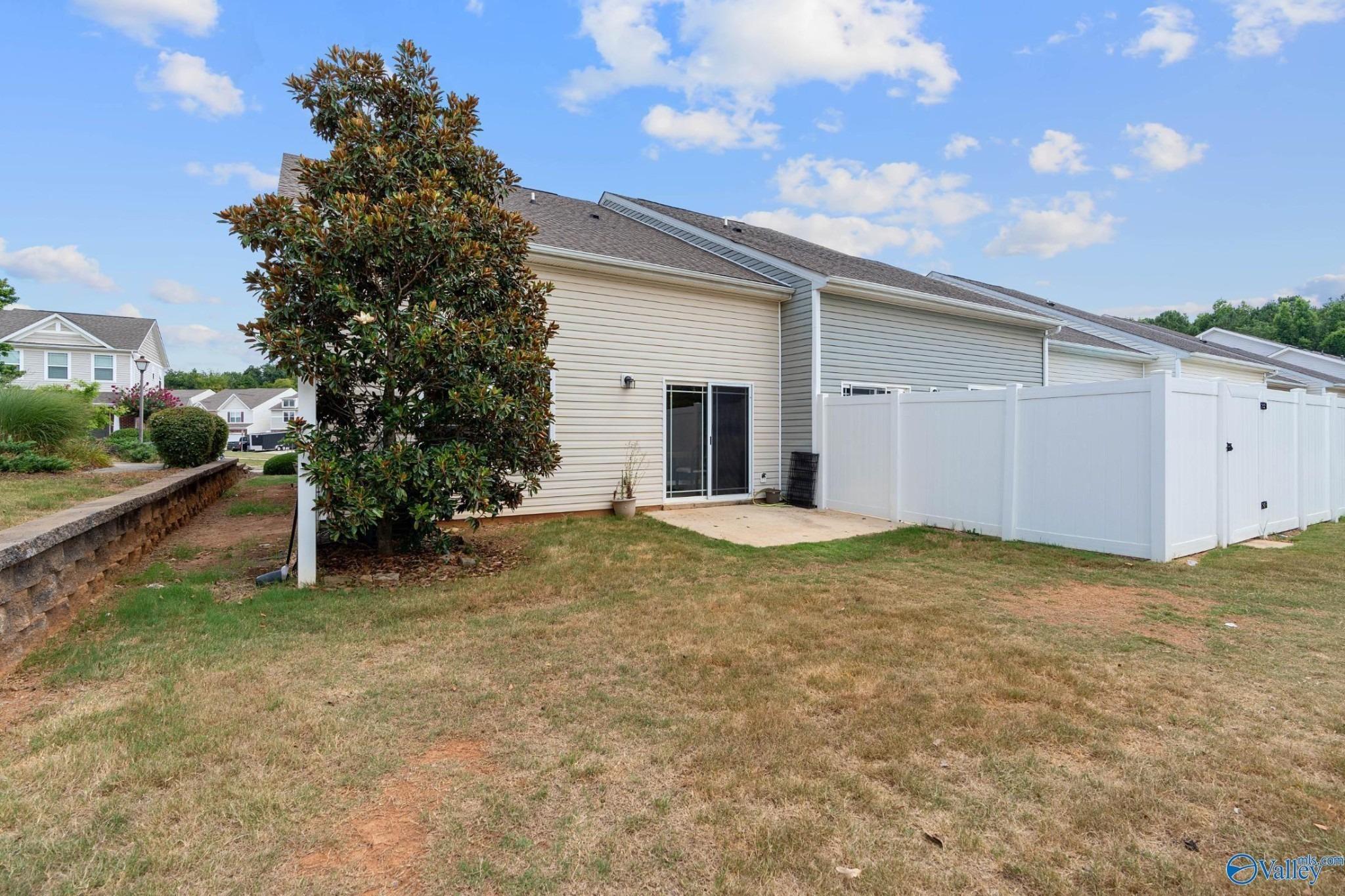 Woodsbrook Pl Sw, Madison, AL 35756