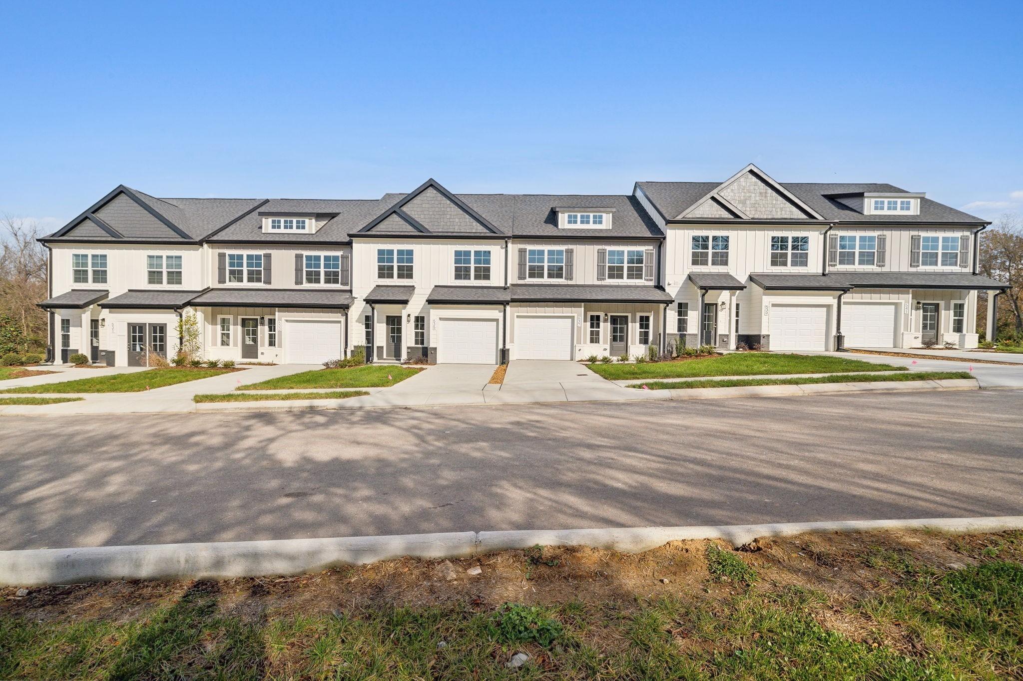 Tulip Springs Rd, Hermitage, TN 37076