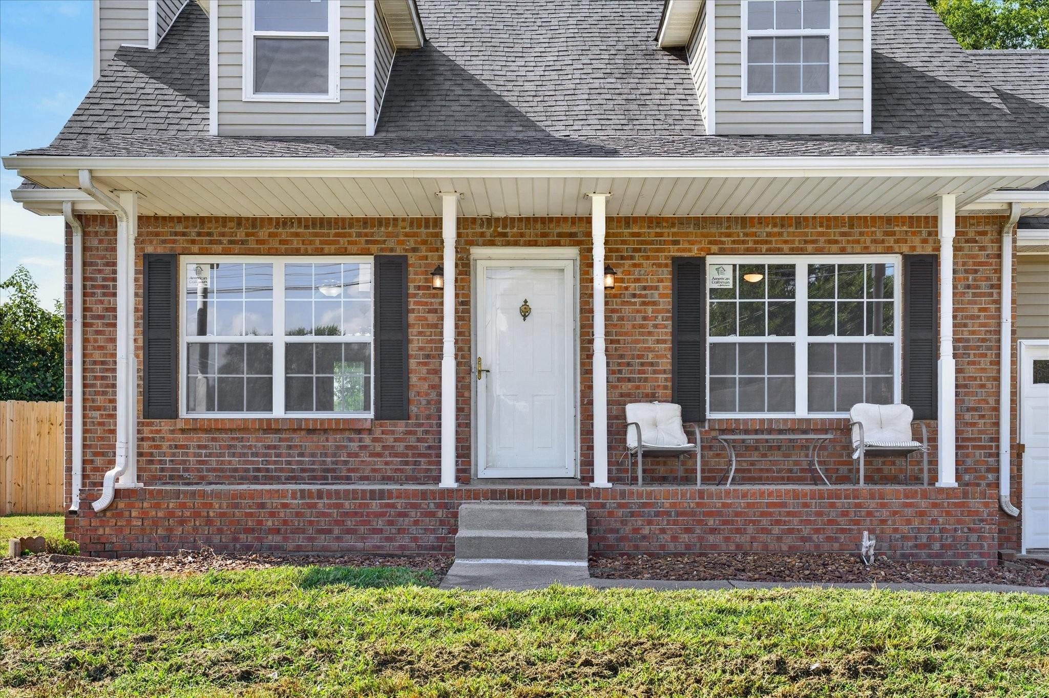 Marla Dr, Clarksville, TN 37042