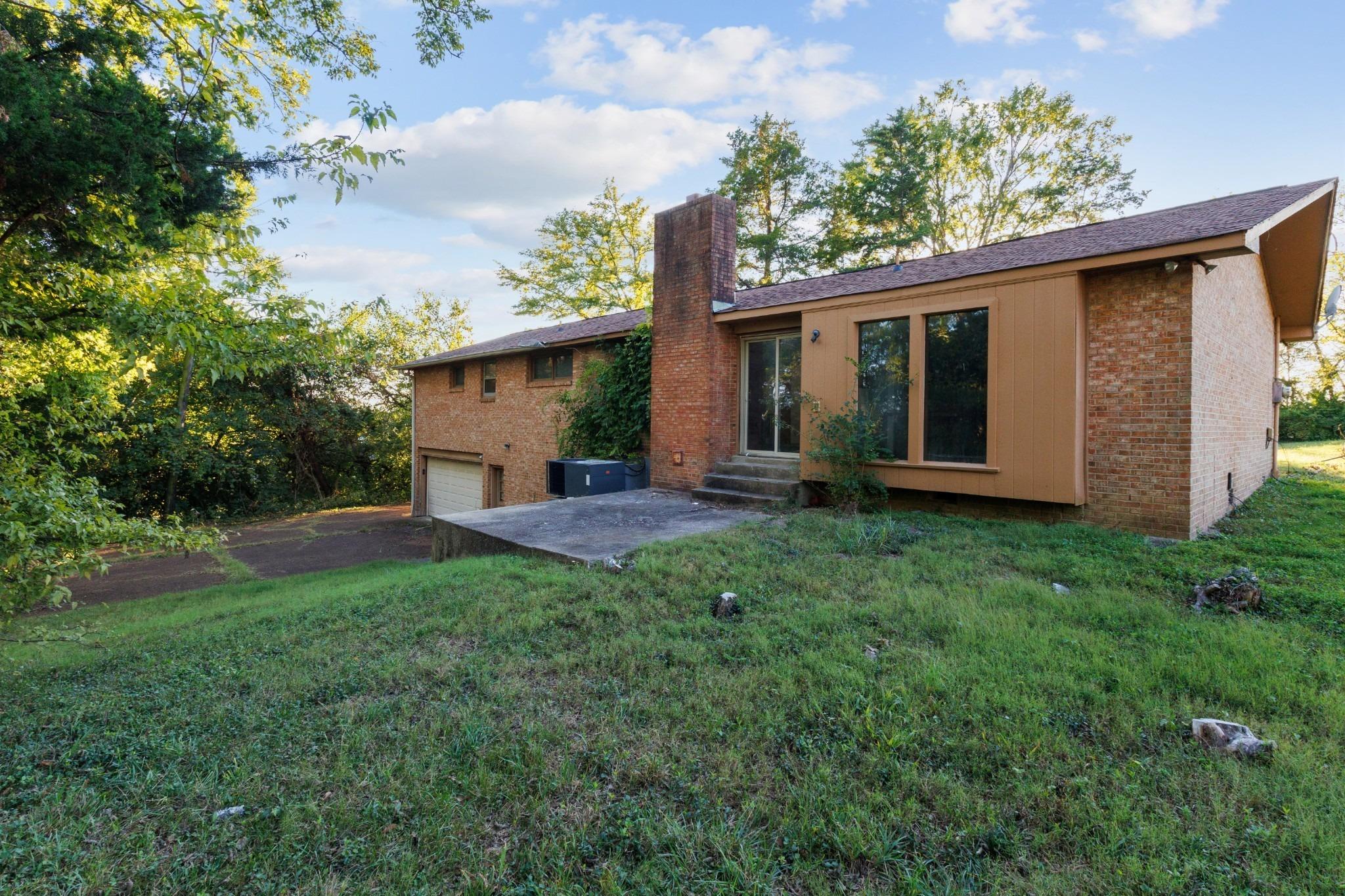 Enchanted Cir, Nashville, TN 37218