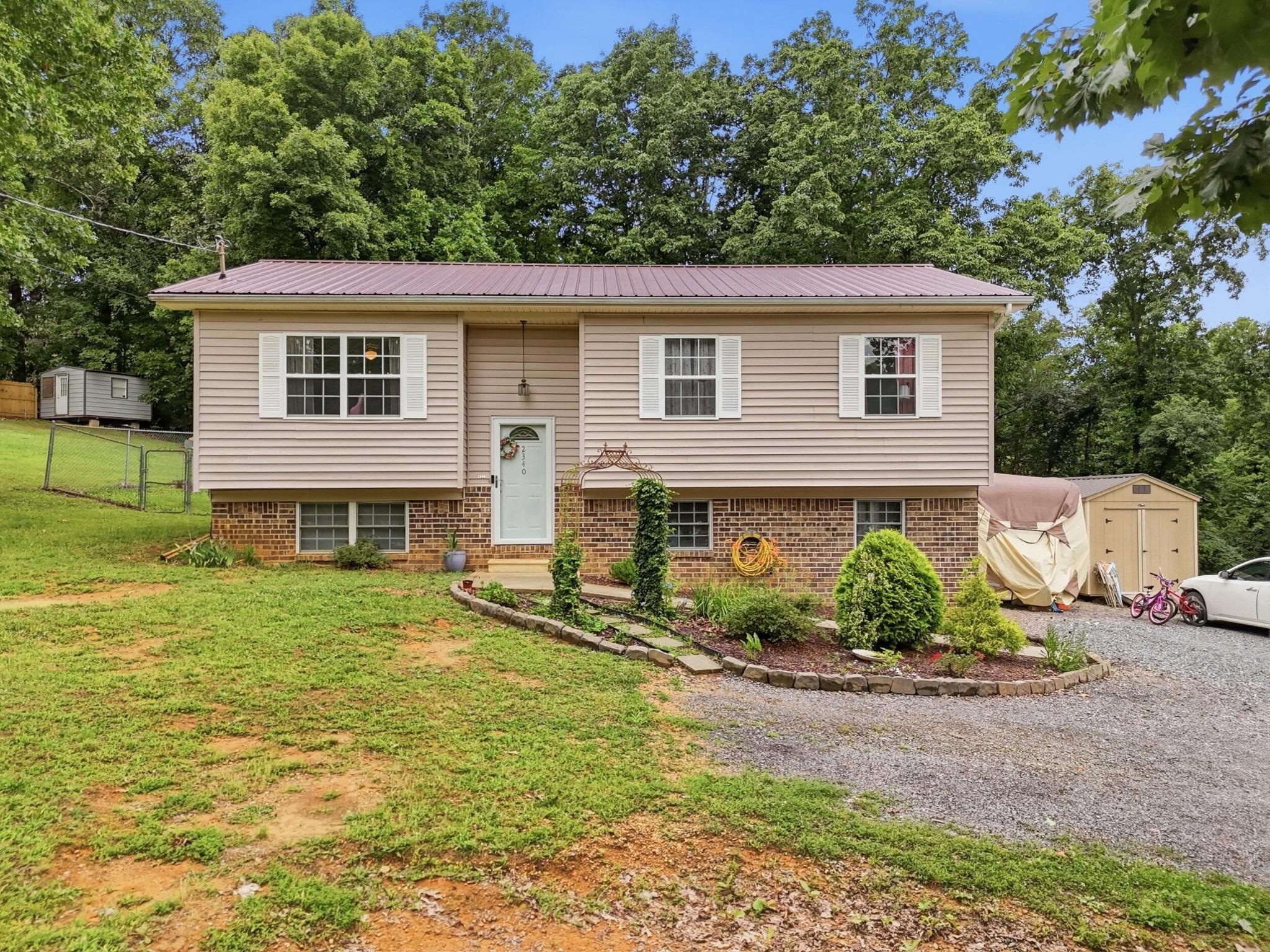 Rolling Brook Dr Ne, Cleveland, TN 37323