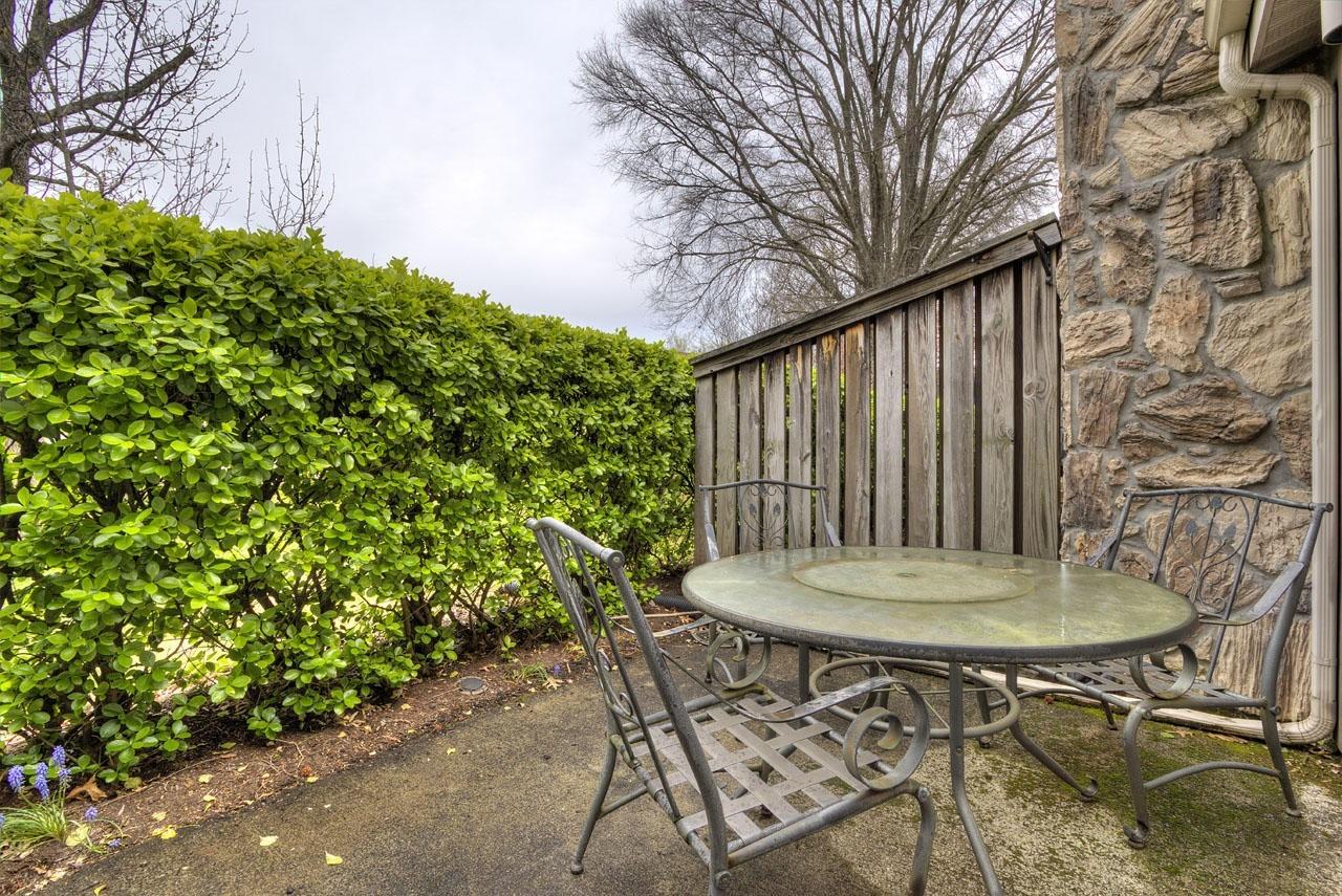 Cherokee Bluff Dr, Knoxville, TN 37920
