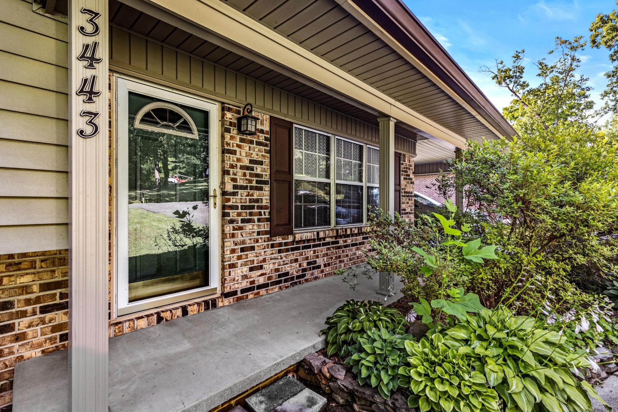Davis Cir Nw, Cleveland, TN 37312