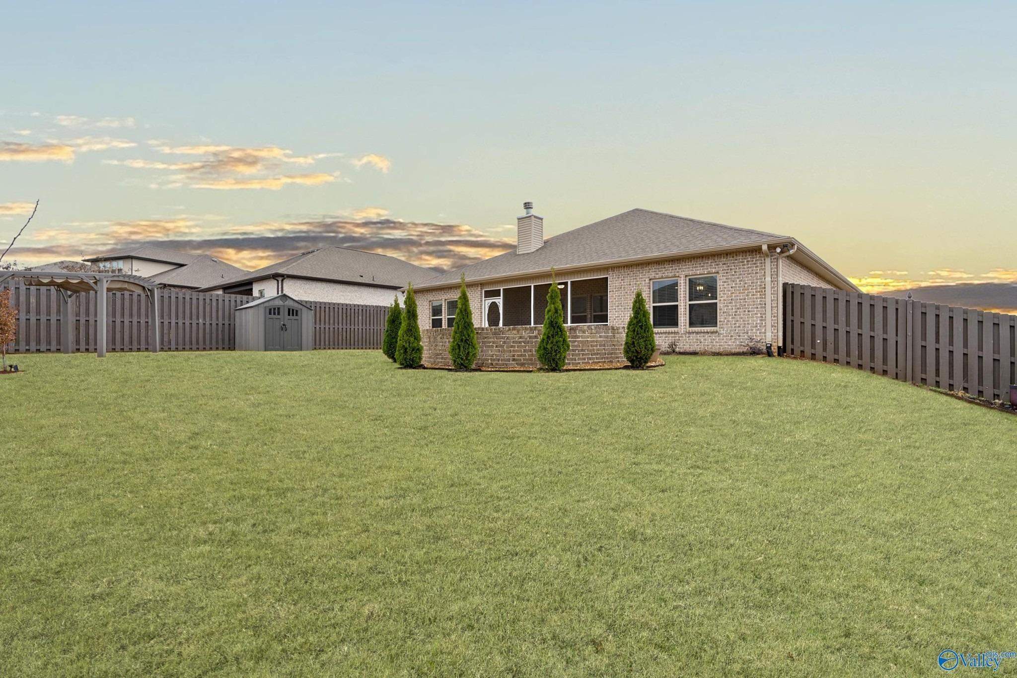 Oak Fletcher Dr, Harvest, AL 35749
