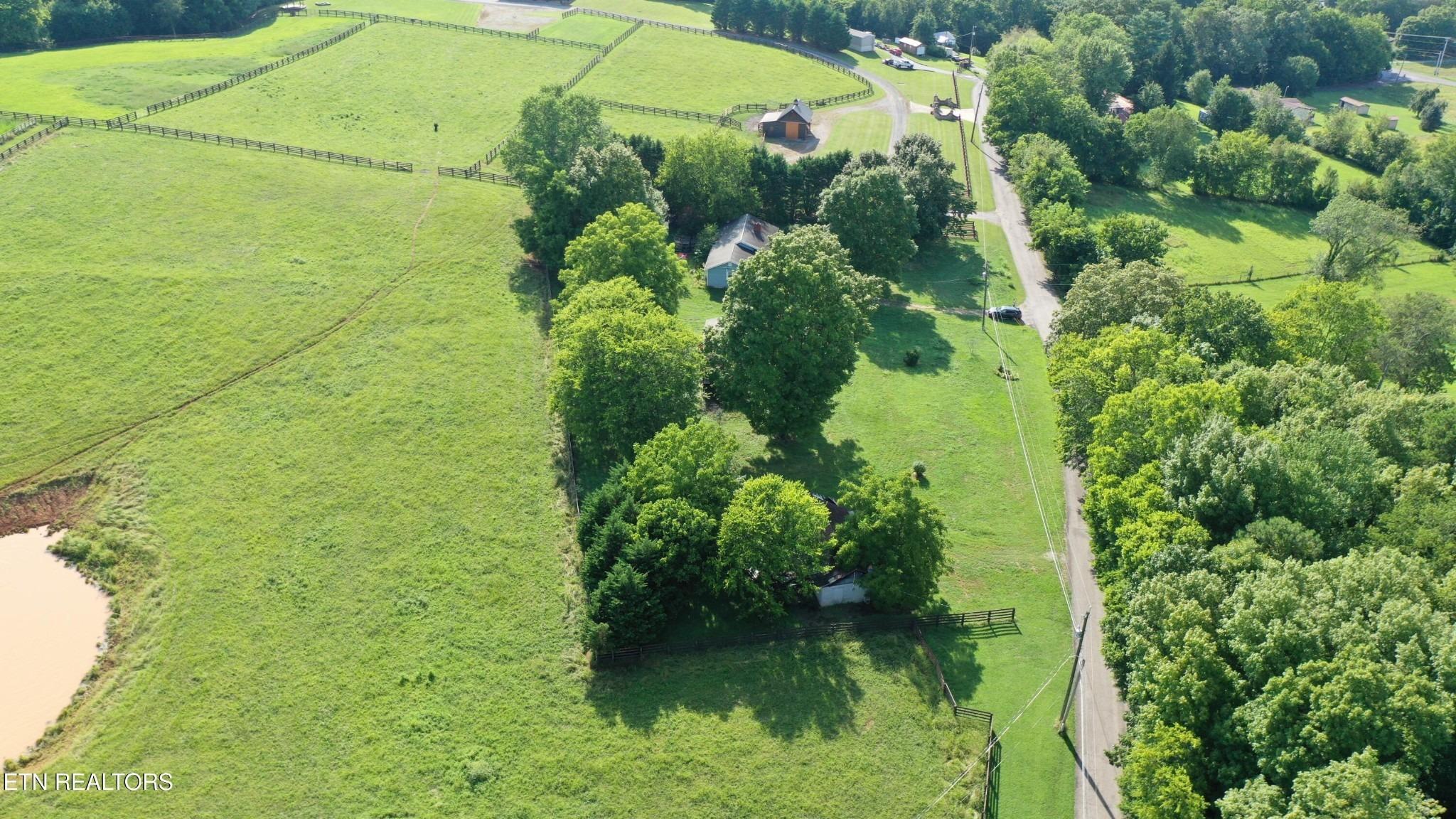 Mckinney Rd, Mascot, TN 37806