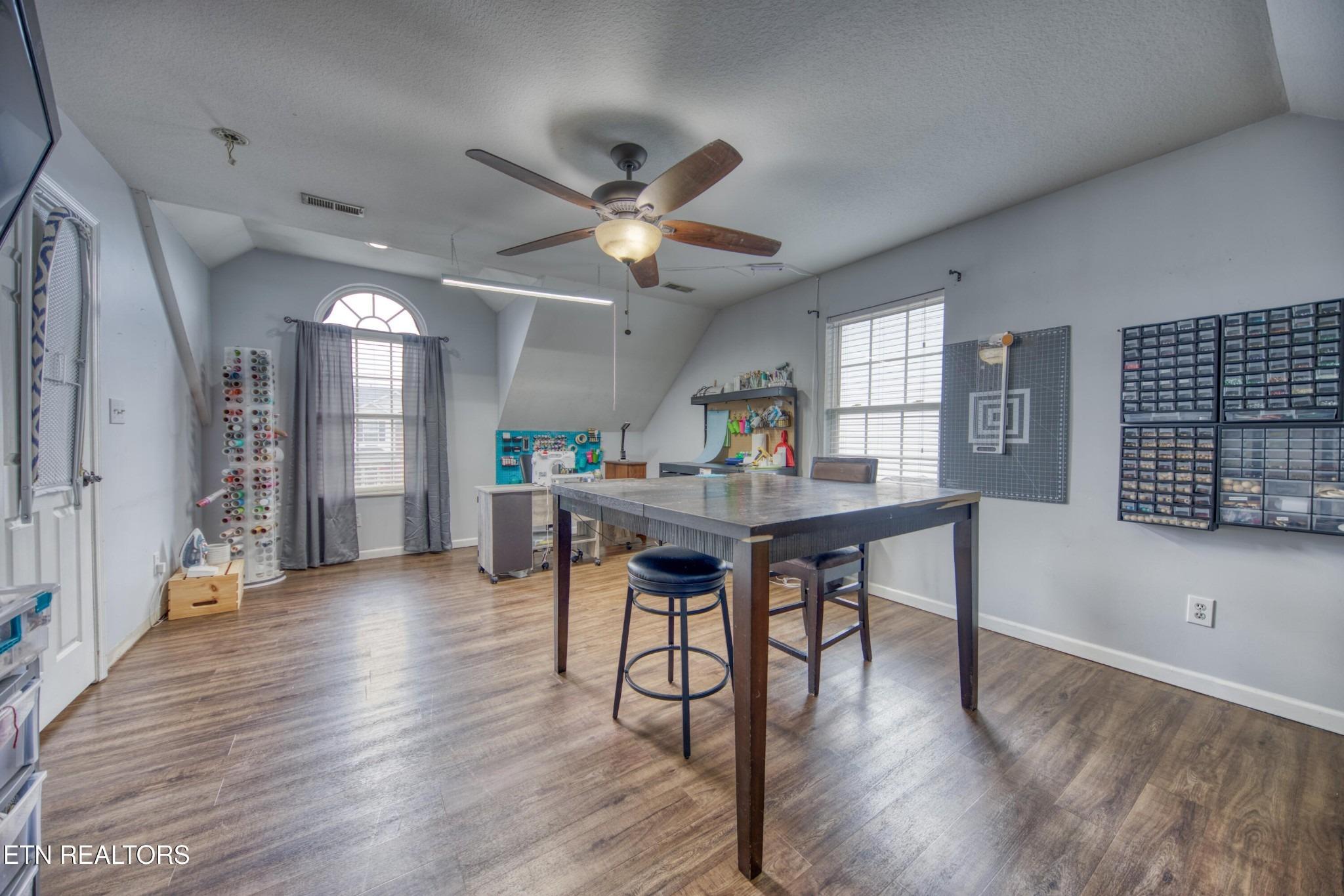 Fernbank Rd, Knoxville, TN 37924