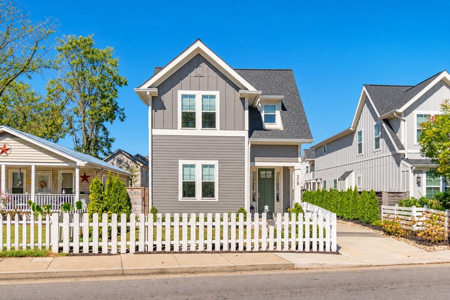 Natchez St, Franklin, TN 37064