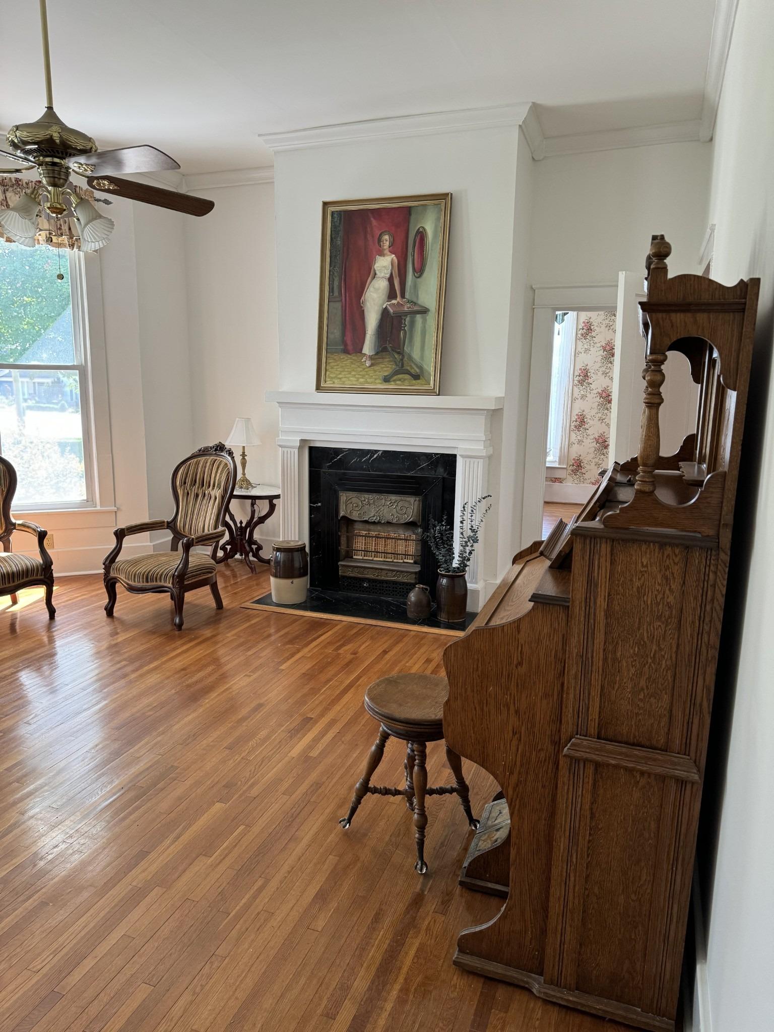 Main St N, Carthage, TN 37030
