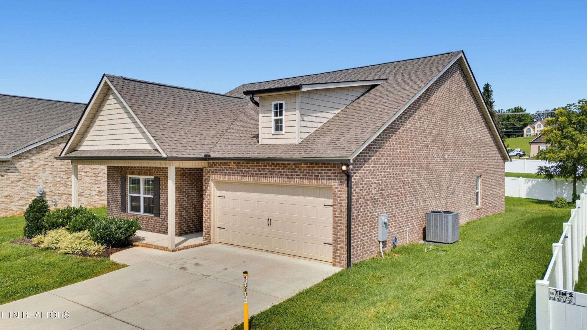 Van Gilder Way, Seymour, TN 37865