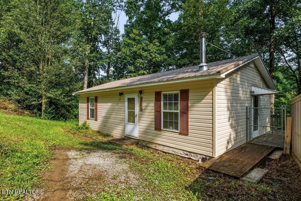 Arrowhead Dr, Monterey, TN 38574