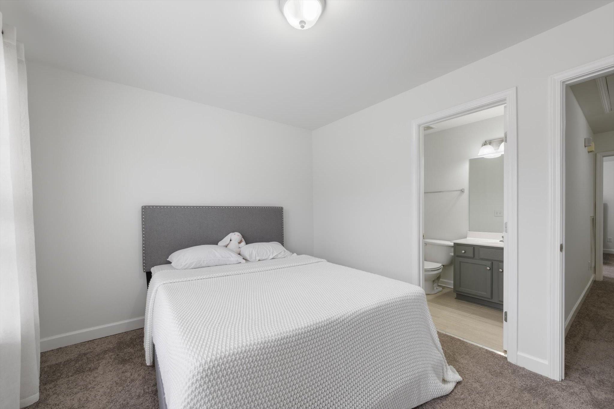 Lincoya Bay Dr, Nashville, TN 37214