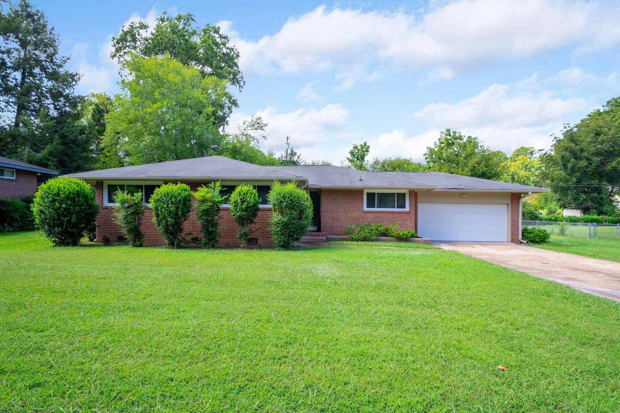Fairwood Ln, Chattanooga, TN 37416